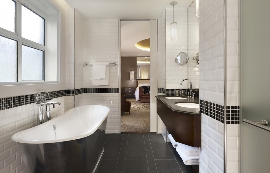  GROHE  bathroom  products commissioned for luxury Sheraton 