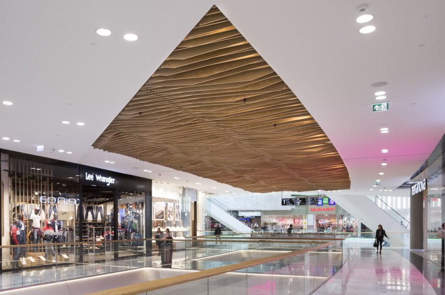 Boost your understanding of wood ceilings and wall systems with Hunter Douglas’s CPD