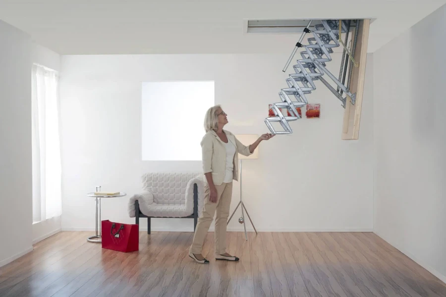 Supreme Heavy-Duty Loft Ladder