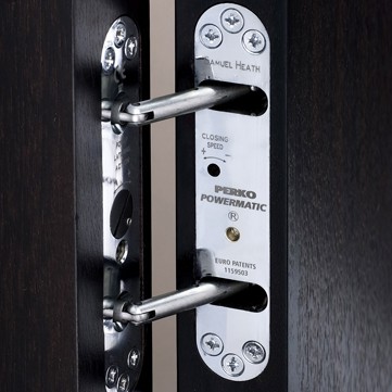 Door closer enhances safety in hotel, sport and leisure sectors