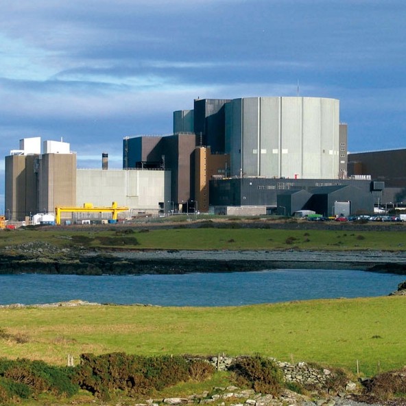 Hitachi nuclear reactor design to be assessed