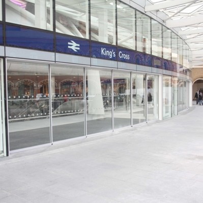 Telescopic doors provide open access to magnificent King’s Cross concourse