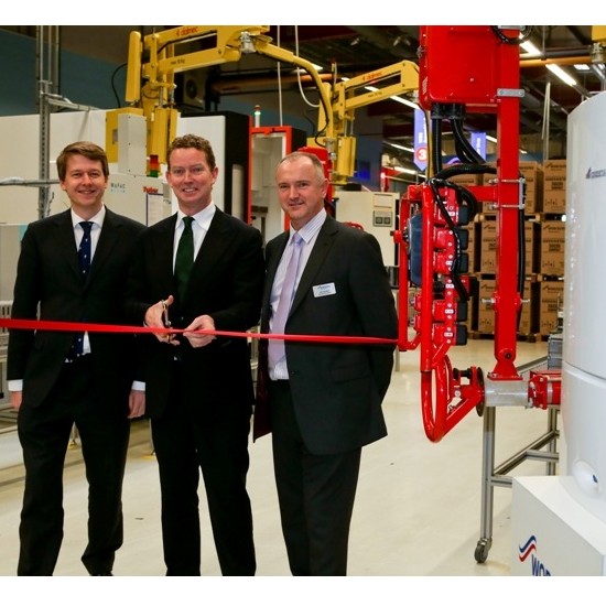 WORCESTER, BOSCH GROUP WELCOMES MINISTER OF STATE AND SHOWCASES LATEST INDUSTRY INNOVATIONS