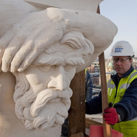 Balfour Beatty installs Greek God at commercial scheme