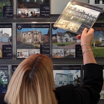 House sales reach three-year peak