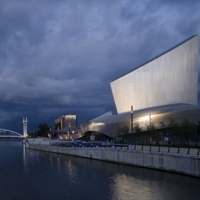 Imperial War Museum North illuminated by Sill