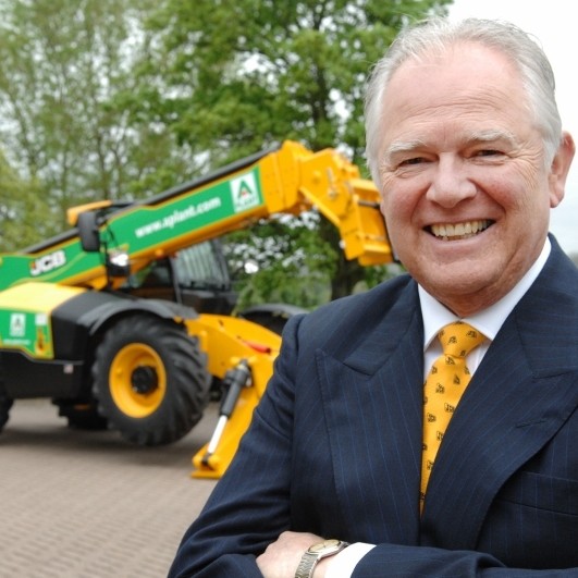 JCB secures £27m order from leading hirer