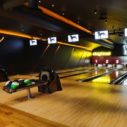 Traditional Flooring UK and Granwax score at bowling centre