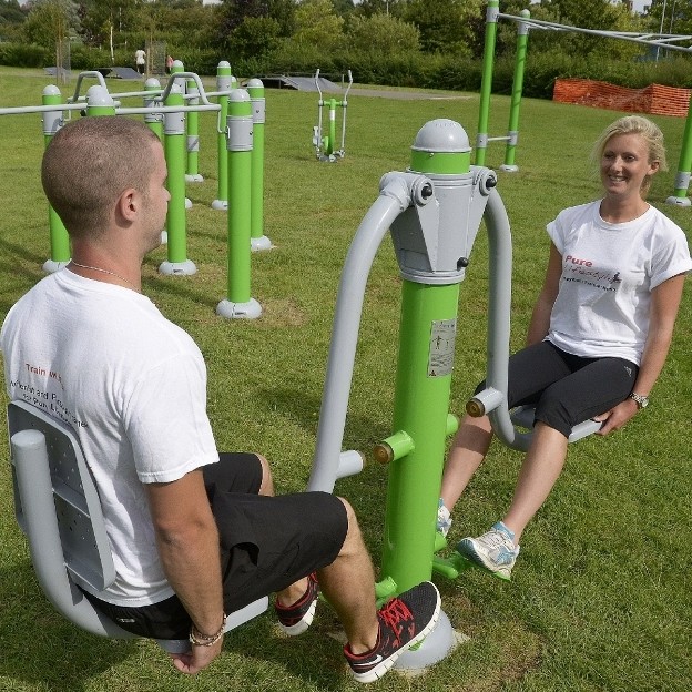 API provides guidance on adult outdoor fitness equipment