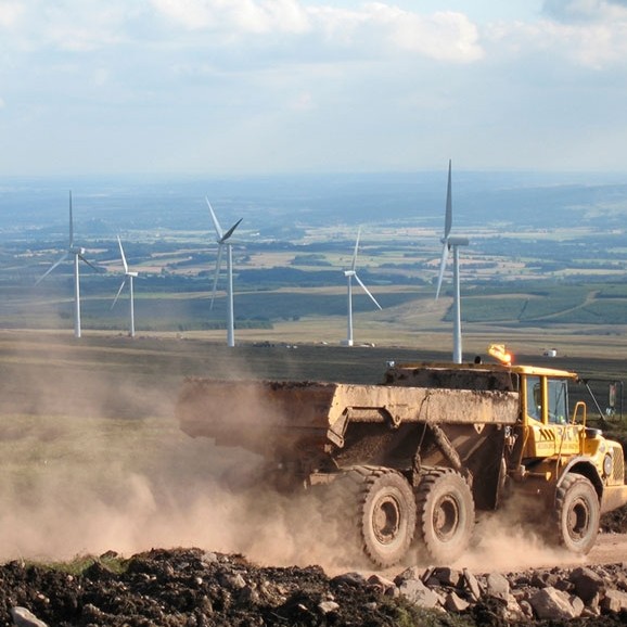 Tensar takes 20 year wind farm celebration to RenewableUK 2013