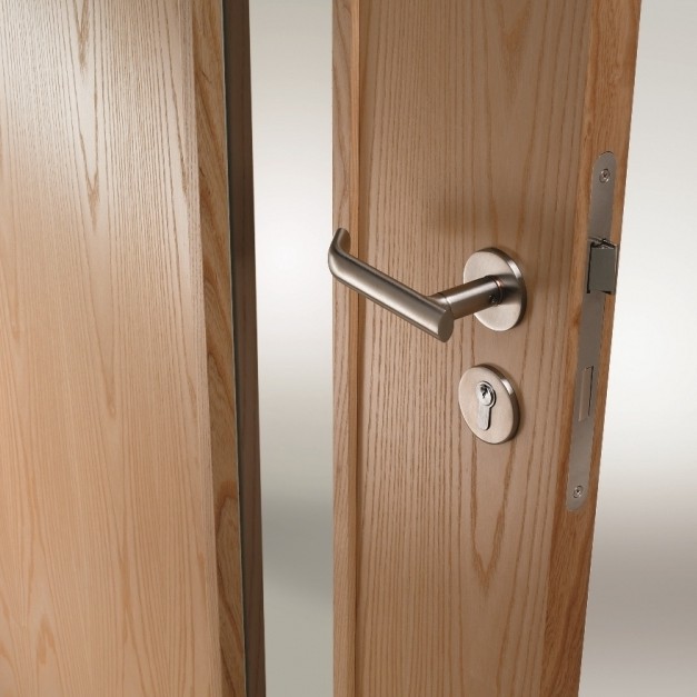 Leaderflush Shapland leads way on new CE mark for integrated doorsets