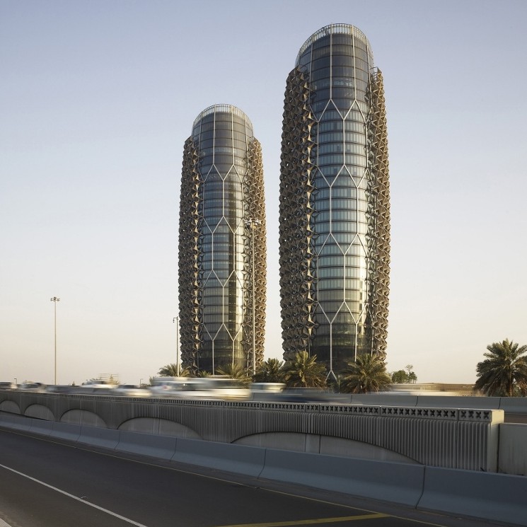 Al Bahr Towers wins first facades award