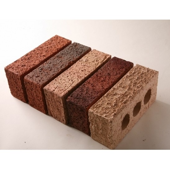 Hanson’s Claughton bricks are back for 2014