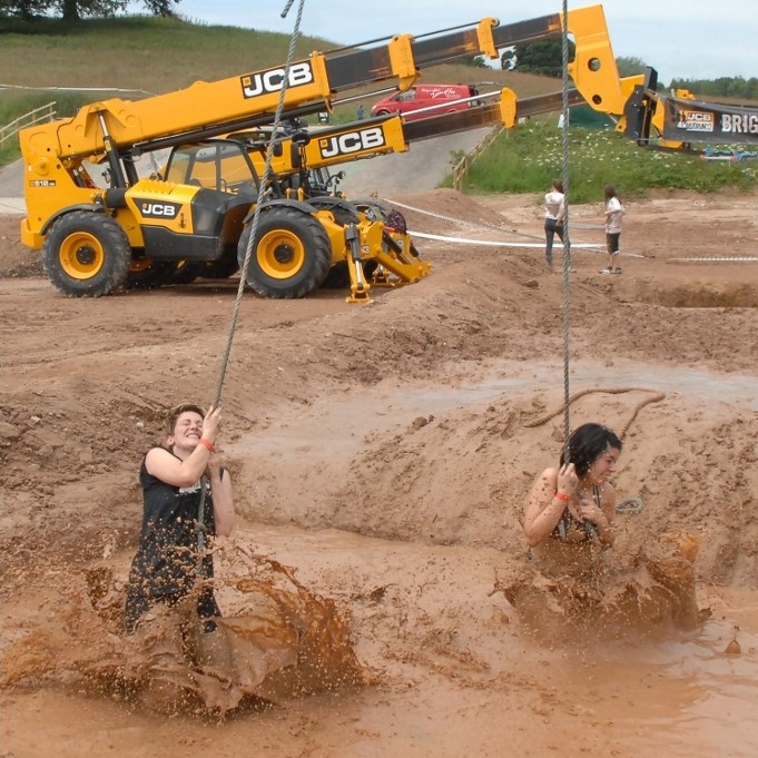 Thousands encouraged to Muck-In for JCB Mud Run