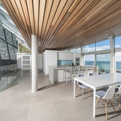 Unique coastal house enjoys a bespoke Hunter Douglas solution