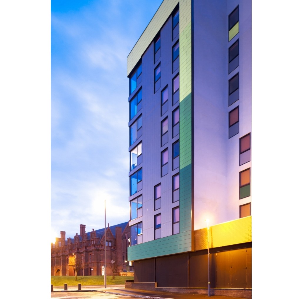 Steni panels bring colourful quality to Liverpool