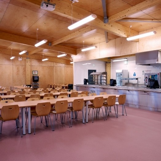 New Polysafe Verona PUR brightens up school dining experience