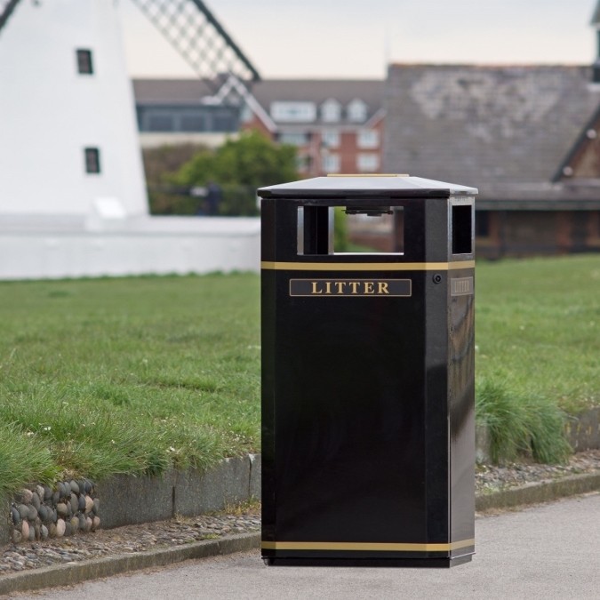 Conquer your litter problems with Invicta Litter Bin