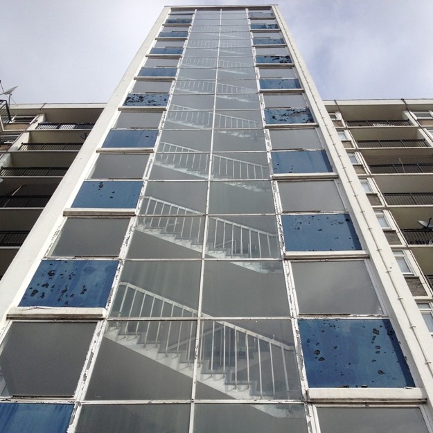 Wrightstyle fire protects 1960s London tower block