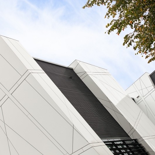 Sotech contribute rainscreen cladding to Cancer Research Centre