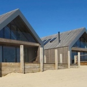 Kebony beach houses win Surface Design Award