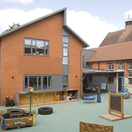 UK Specification secures Kettering primary school