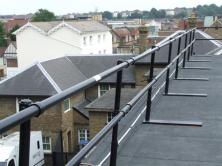 SAFETYWORKS & Solutions manufacture a range of free standing, clamp on and fixed handrail systems for rooftops and walkways