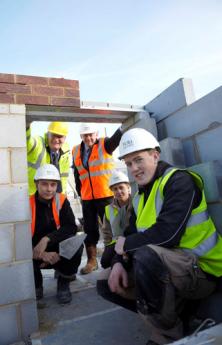 YUILL HOMES WELCOMES FRENCH EXCHANGE APPRENTICES TO CECIL COURT SITE IN HARTLEPOOL